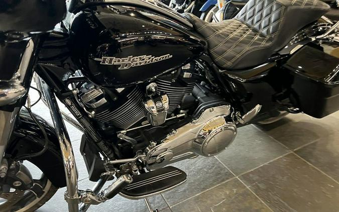 2017 Harley-Davidson FLHXS - Street Glide Special