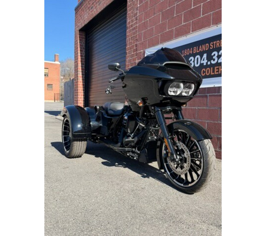 2023 Harley-Davidson® Road Glide® 3 FLTRT
