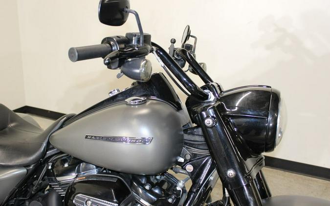 2018 Harley-Davidson® FLHRXS - Road King® Special