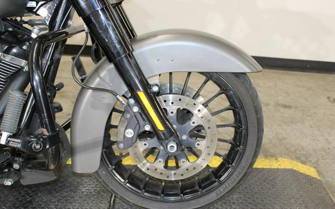 2018 Harley-Davidson® FLHRXS - Road King® Special