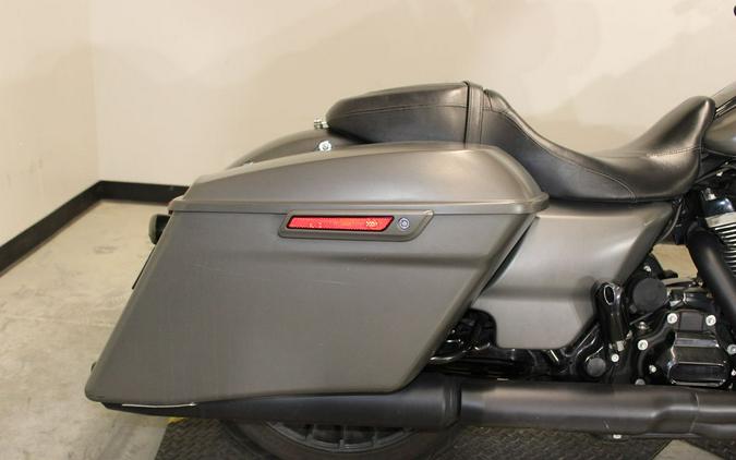 2018 Harley-Davidson® FLHRXS - Road King® Special