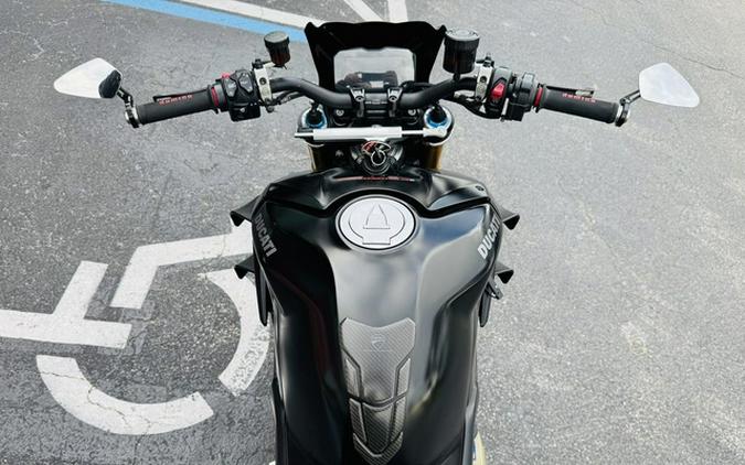 2022 Ducati Streetfighter V4 S Dark Stealth