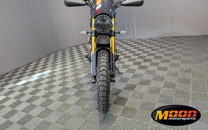 2026 TRIUMPH SCRAMBLER 400 XC