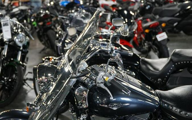 2006 Suzuki Boulevard C90T