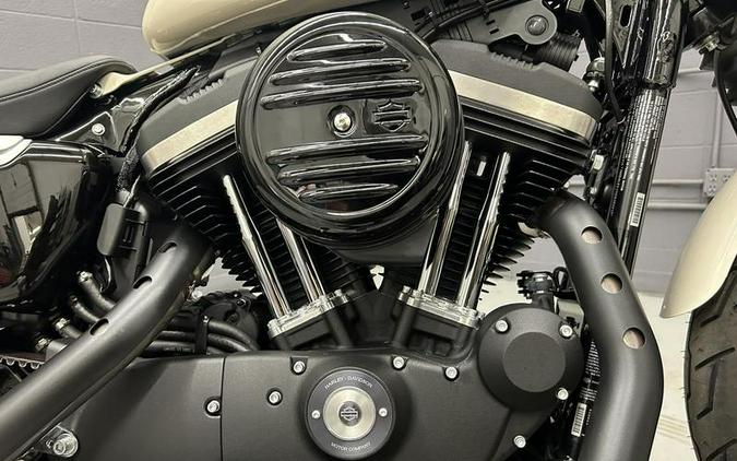 2022 Harley-Davidson® XL883N - Iron 883™