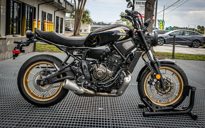 2025 Yamaha XSR 700