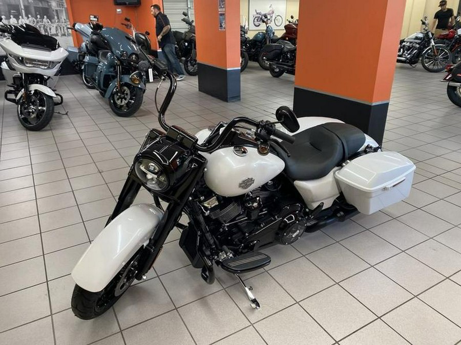 2024 Harley-Davidson® FLHRXS - Road King® Special