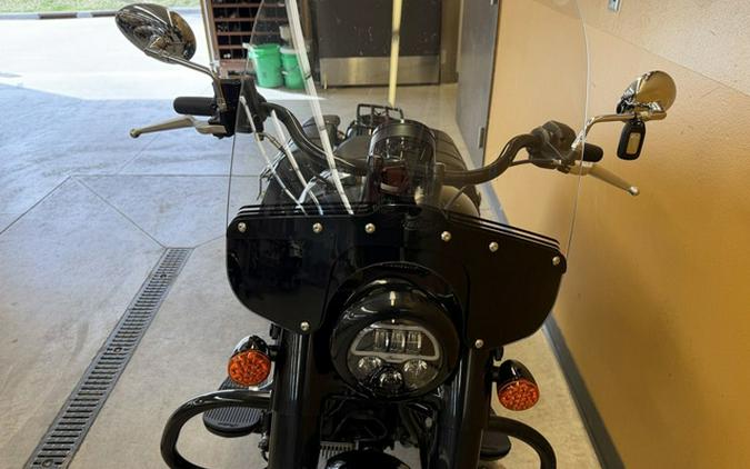 2023 Indian Super Chief ABS Black Metallic