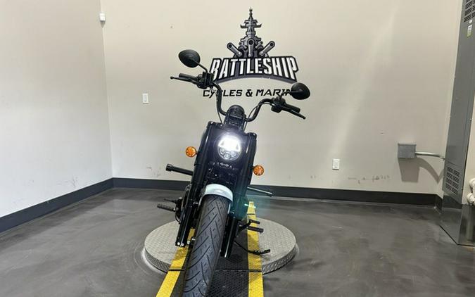 2025 Indian Chief Bobber Dark Horse Storm Gray