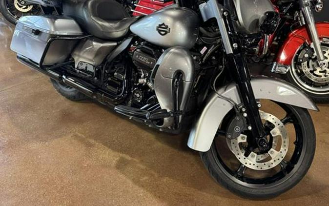 2019 Harley-Davidson® FLHTKSE - CVO™ Limited