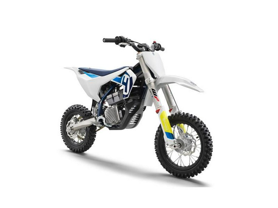 2022 Husqvarna® EE 5