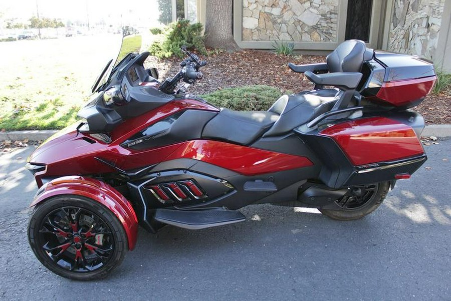 2021 Can-Am® Spyder® RT Limited Dark