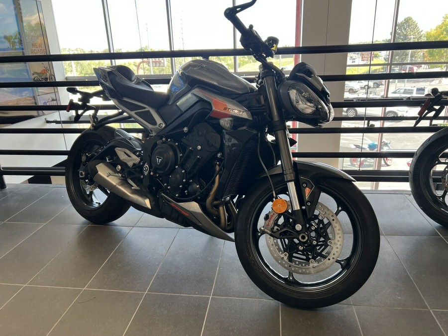 2025 Triumph Street Triple 765 RS