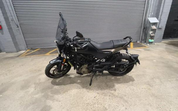 2023 Husqvarna SVARTPILEN 401