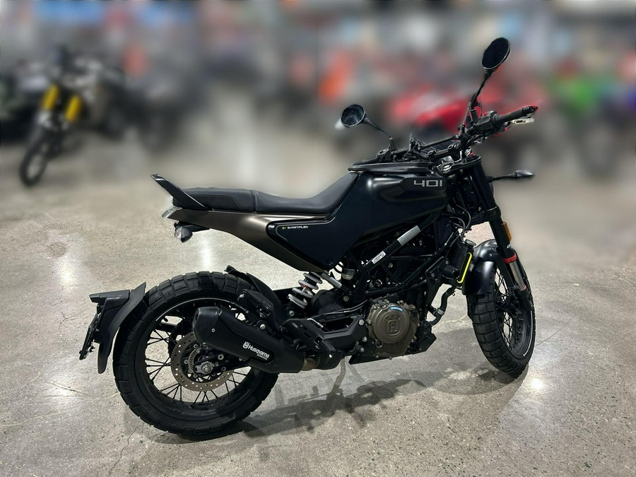 2023 Husqvarna SVARTPILEN 401