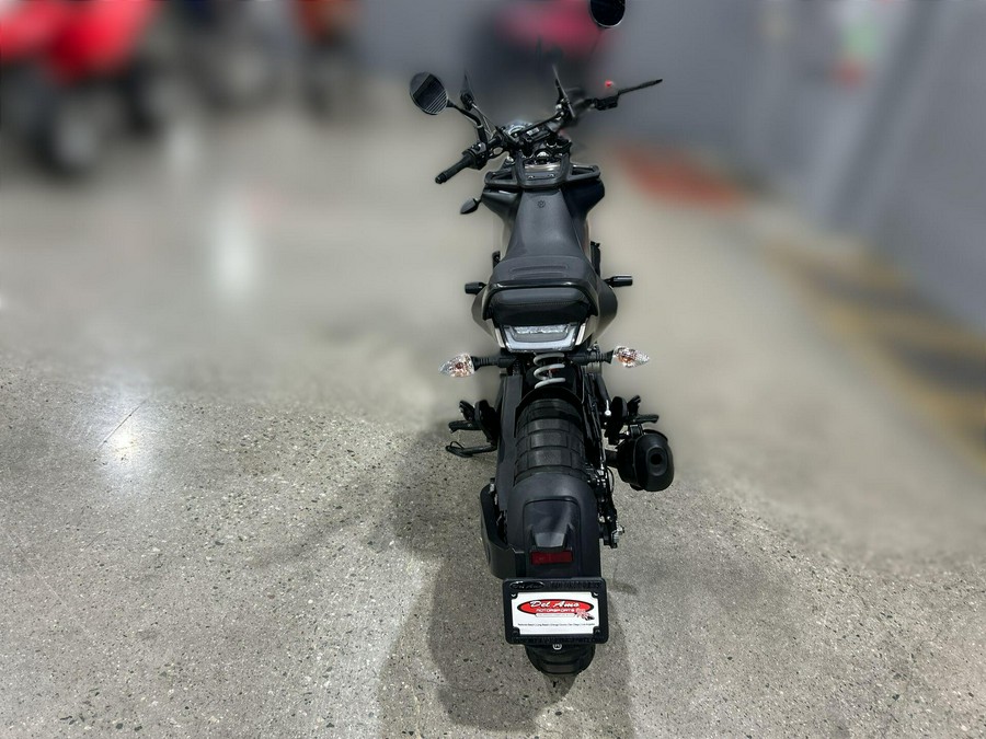 2023 Husqvarna SVARTPILEN 401