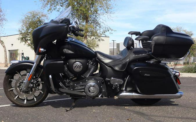 2020 Indian Motorcycle® Roadmaster® Dark Horse® Thunder Black Smoke