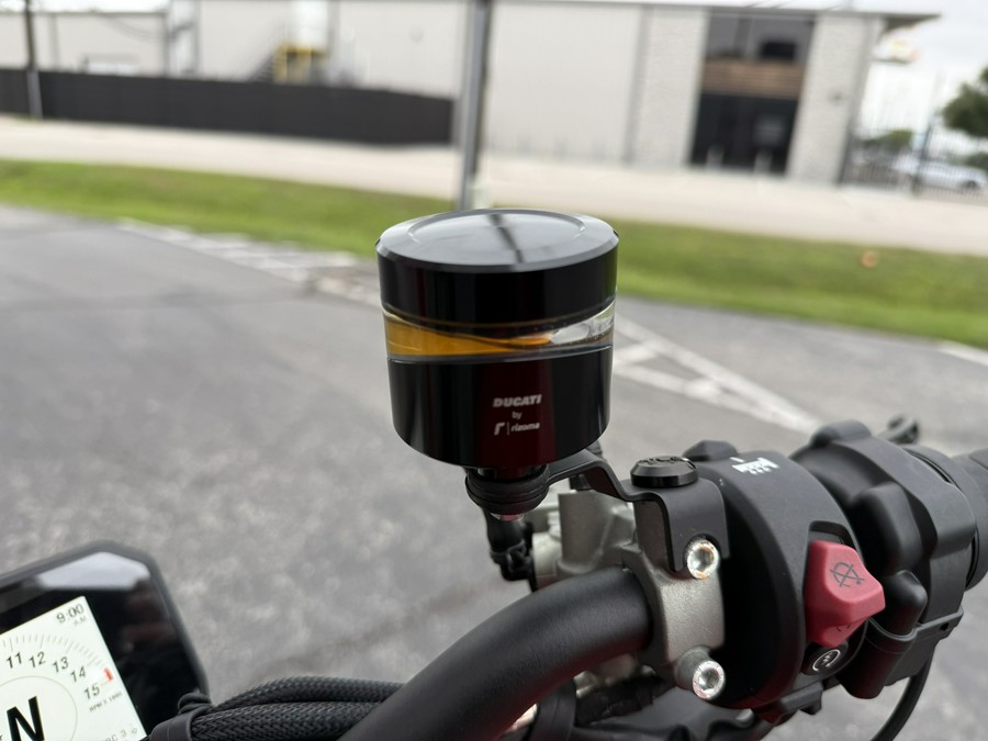 2021 Ducati Streetfighter V4 S - 02759T