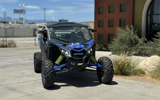 2020 Can-Am® Maverick™ X3 X™ rs Turbo RR Hyper Silver, Intense Blue & Manta Green