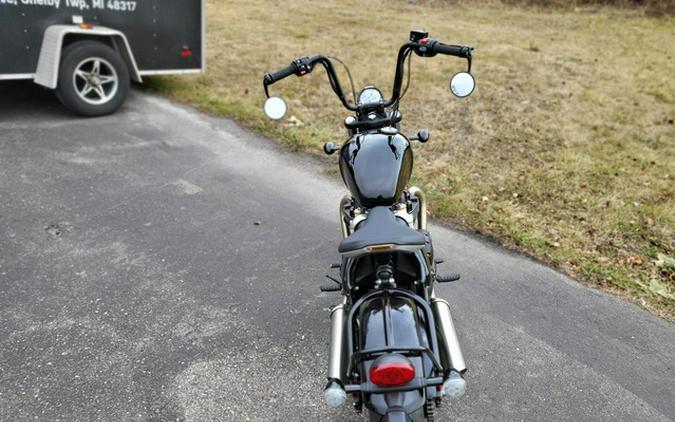 2024 Triumph Bonneville Bobber Jet Black/Ash Gray