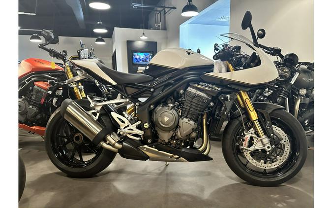 2022 Triumph Speed Triple 1200 RR Review [13 Fast Facts]