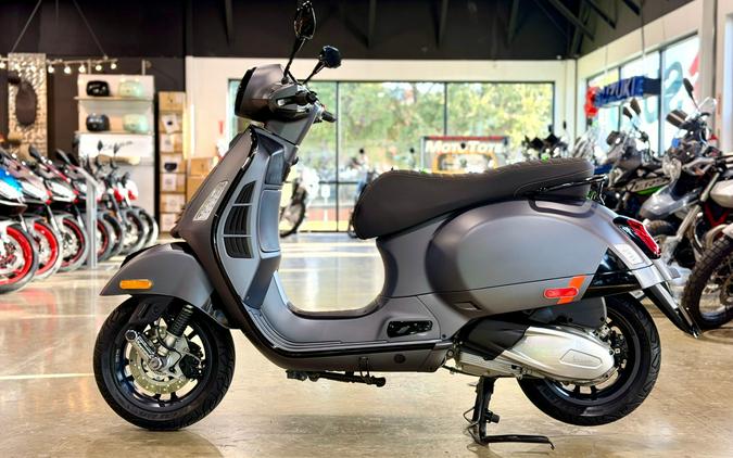 2023 Vespa GTS Super 300 Sport