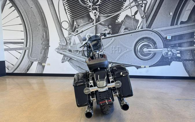 2016 Road King FLHR