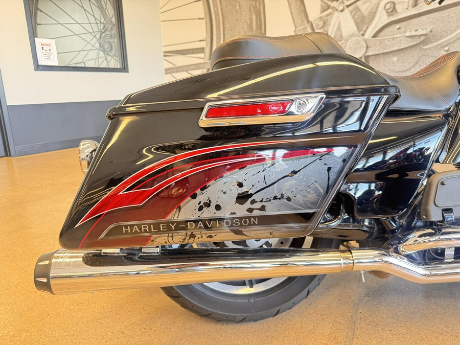 2016 Road King FLHR