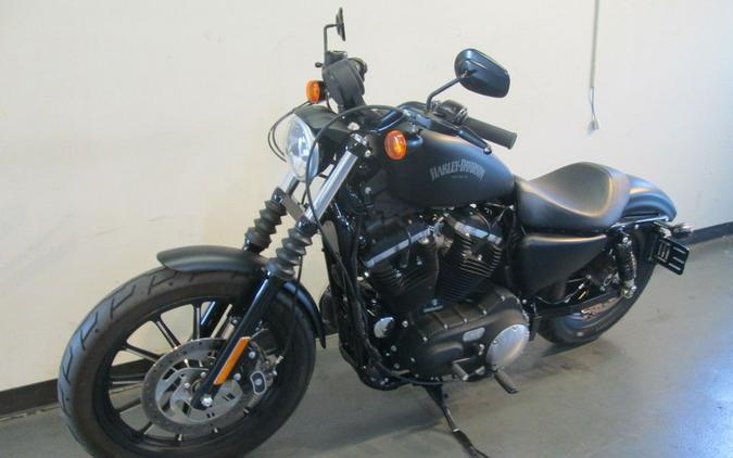 2014 Harley-Davidson® XL883N - Sportster® Iron 883™