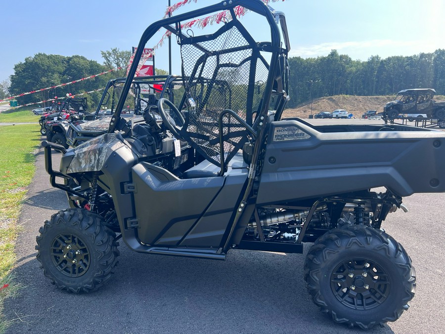 2025 Honda Pioneer 700 Forest