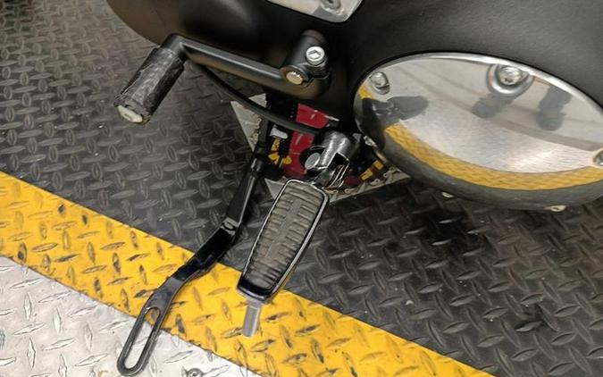 2022 Harley-Davidson® XL883N - Iron 883™