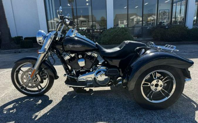 2015 Harley-Davidson Freewheeler™