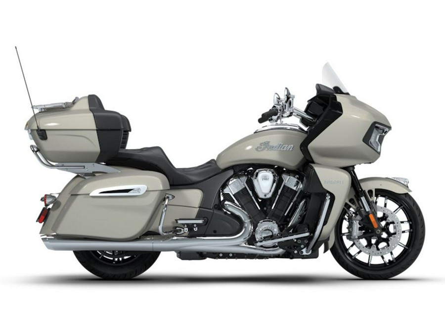 2026 Indian Motorcycle® Pursuit® Limited Silver Quartz Metallic