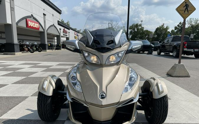 2017 Can-Am Spyder® RT-S SE6