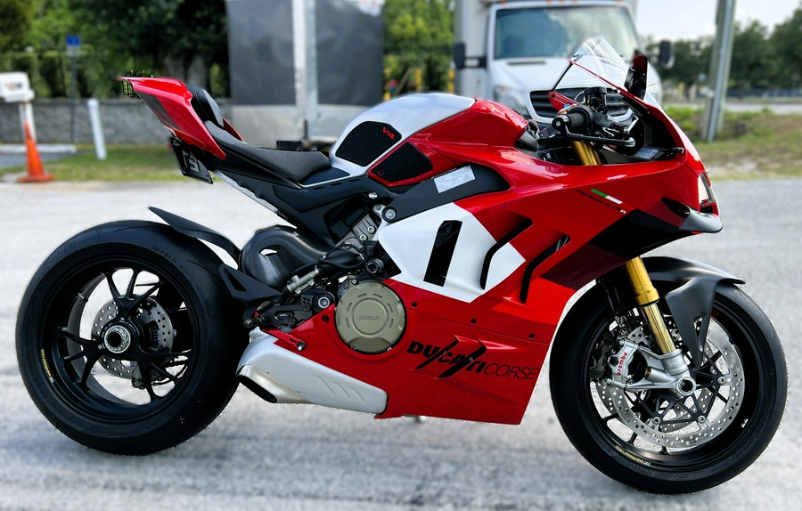 2024 Ducati Panigale V4 R