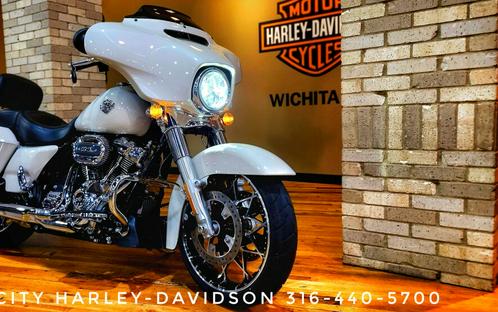 USED 2022 Harley-Davidson Street Glide Special, FLHXS