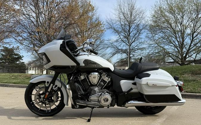 2025 Indian Motorcycle® Challenger® Limited 112 w/PowerBand Audio Ghost White Metallic with Black M