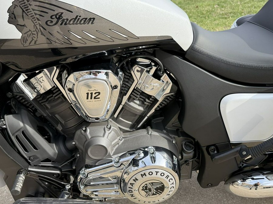 2025 Indian Motorcycle® Challenger® Limited 112 w/PowerBand Audio Ghost White Metallic with Black M
