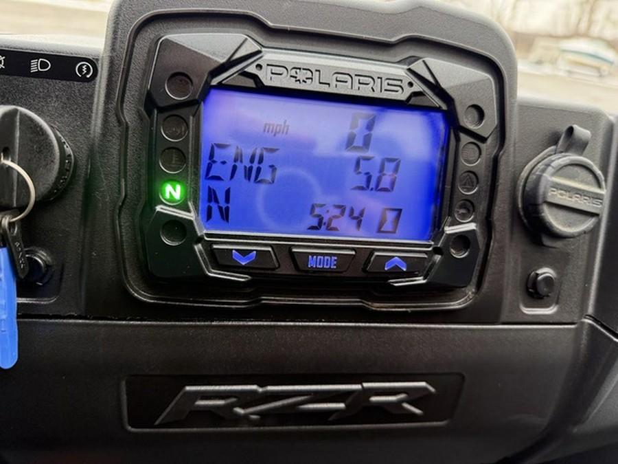 2023 Polaris RZR 200 EFI