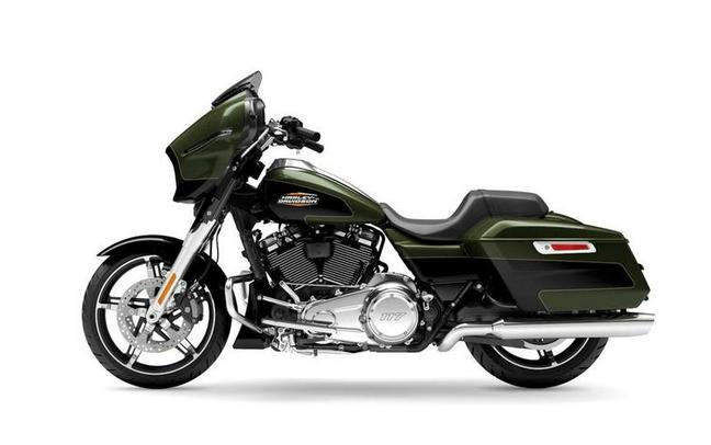 2026 Harley-Davidson® FLHX-BLK