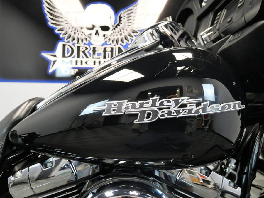 2014 Harley-Davidson® FLHX - Street Glide®