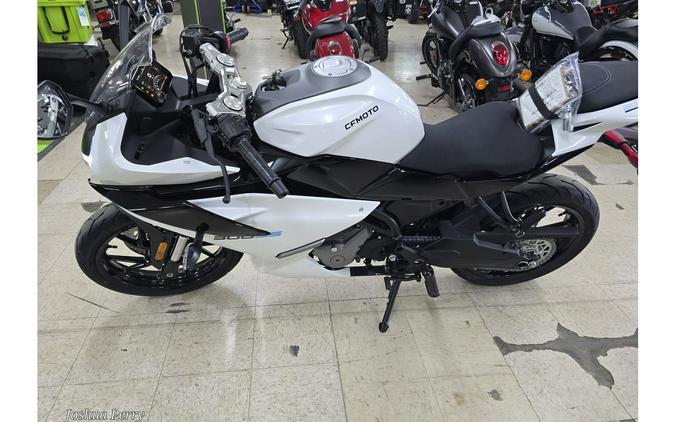 2025 CFMOTO 300SS CF300-5US