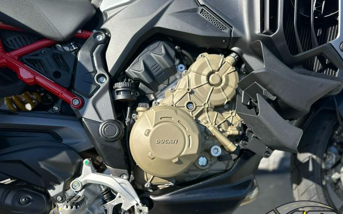 2025 Ducati Multistrada V4 S Travel & Radar