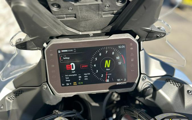 2025 Ducati Multistrada V4 S Travel & Radar