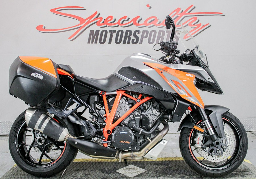 2016 KTM 1290 Super Duke R