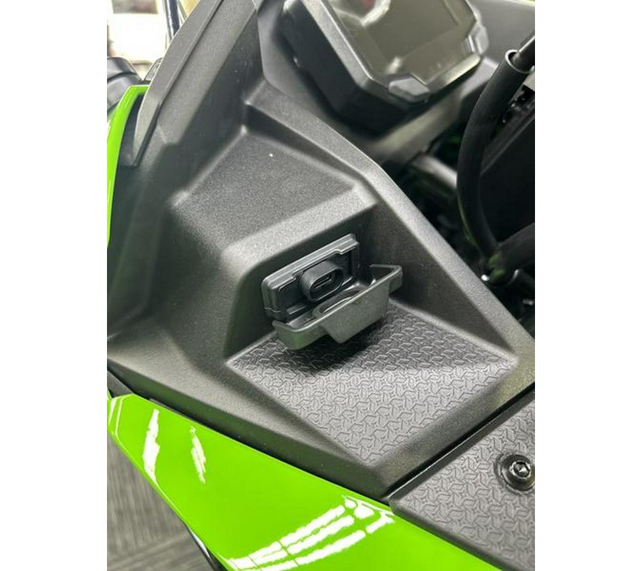 2026 Kawasaki Ninja® 500 SE ABS