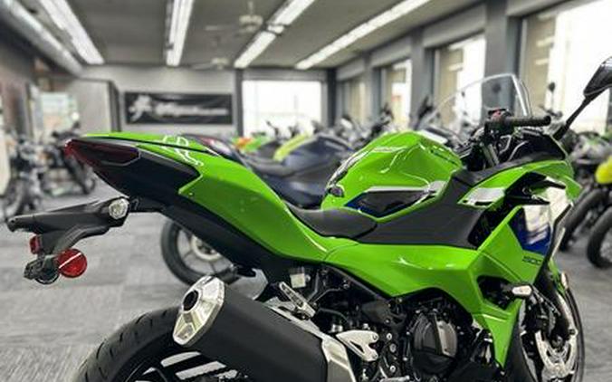 2026 Kawasaki Ninja® 500 SE ABS