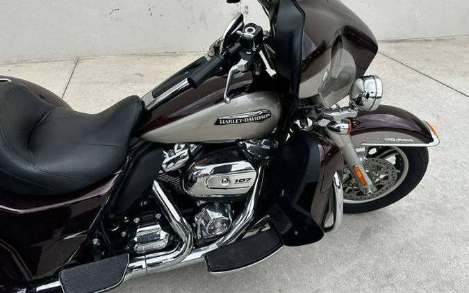 2018 Harley-Davidson Trike FLHTCUTG - Tri Glide Ultra