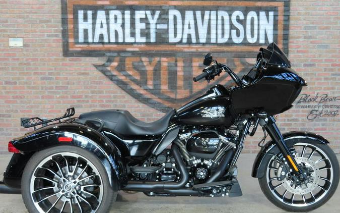 2023 Harley-Davidson® FLTRT - Road Glide® 3