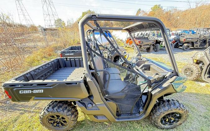 2025 Can-Am Defender DPS HD9 Compass Green